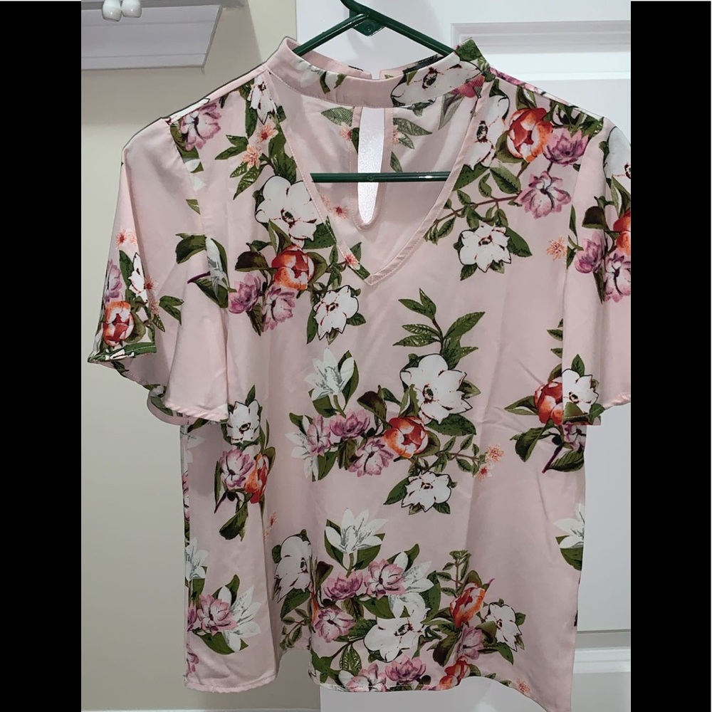 Pink floral Top
